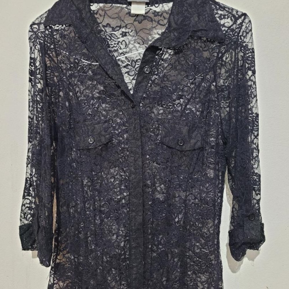 Dots medium black lace button up top